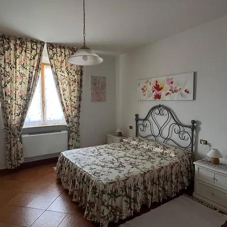 Apartment La Casa Di Montelonti Poggibonsi